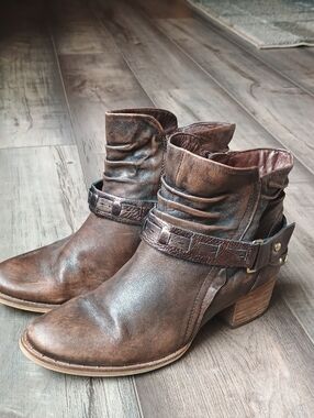 Earth Brown Distressed Leather Ankle Boots with Buckle Strap